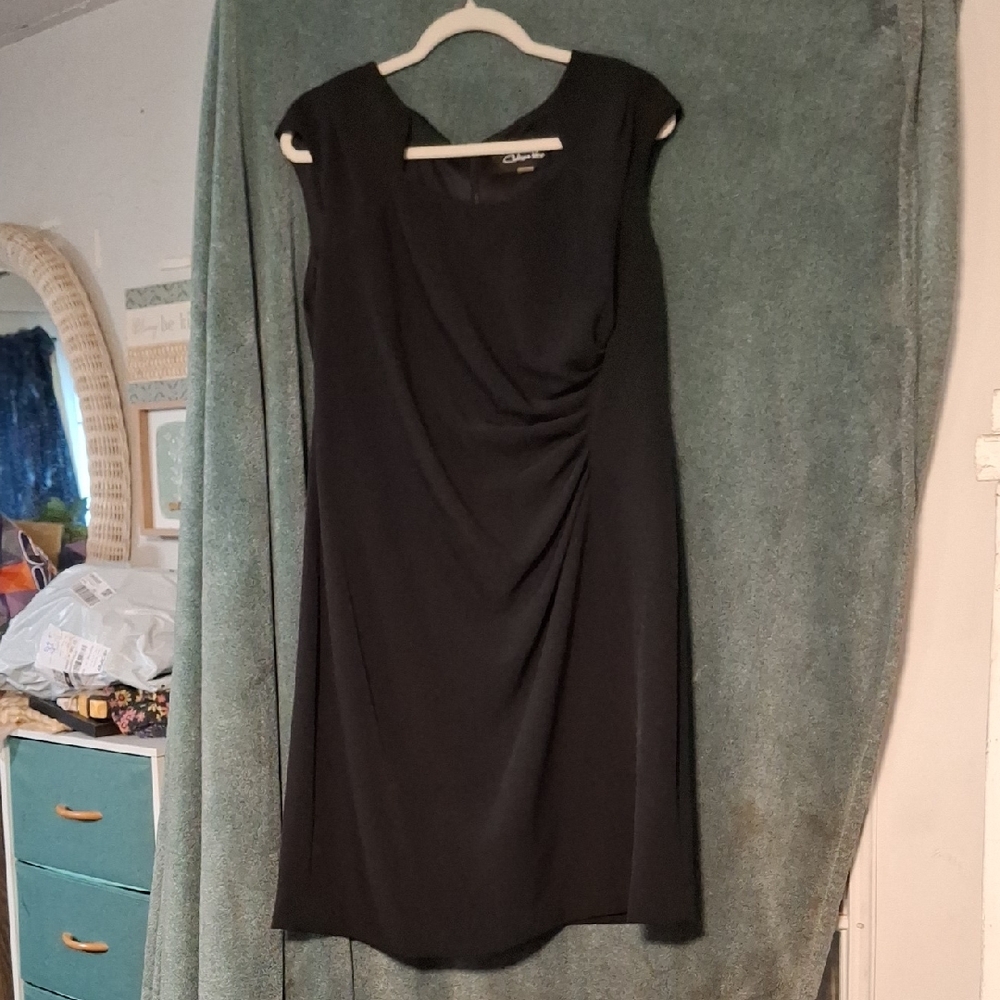 Elegant Black Midi Dress